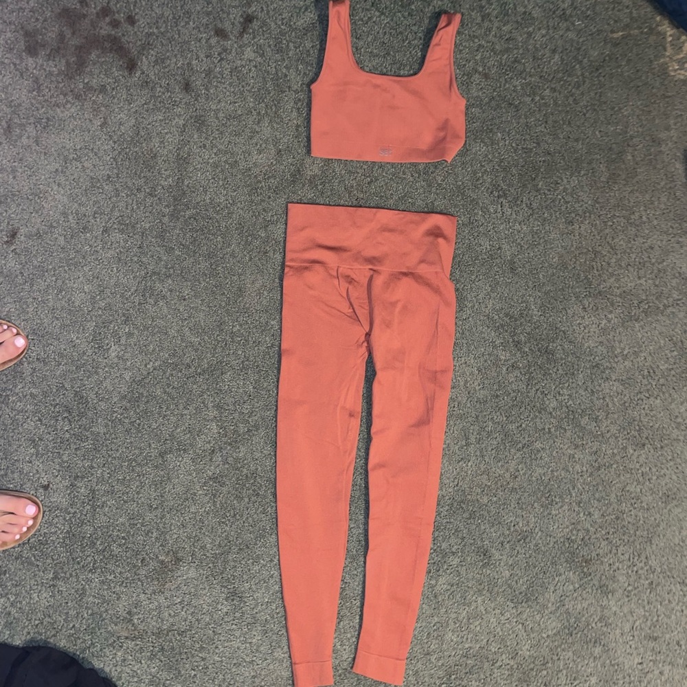 SETactive - sports bra and leggings set